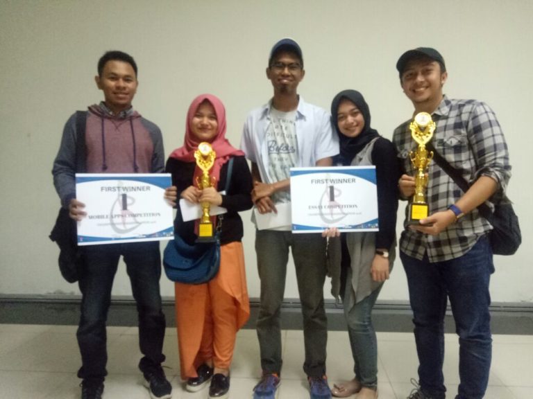 FRI Juara III dalam Dinacom Competition