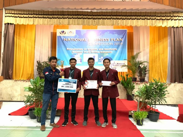 FRI Raih Juara National di Business Plan Competition 2019