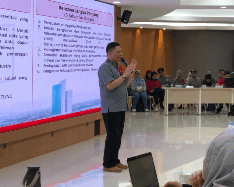 Dekan FRI Sosialisasikan Program 100 Hari dan Rencana Strategis Menuju 2028