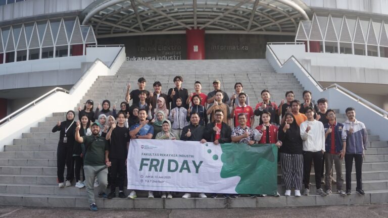 FRI-DAY: Merajut Kebersamaan dan Apresiasi untuk Mahasiswa Berprestasi