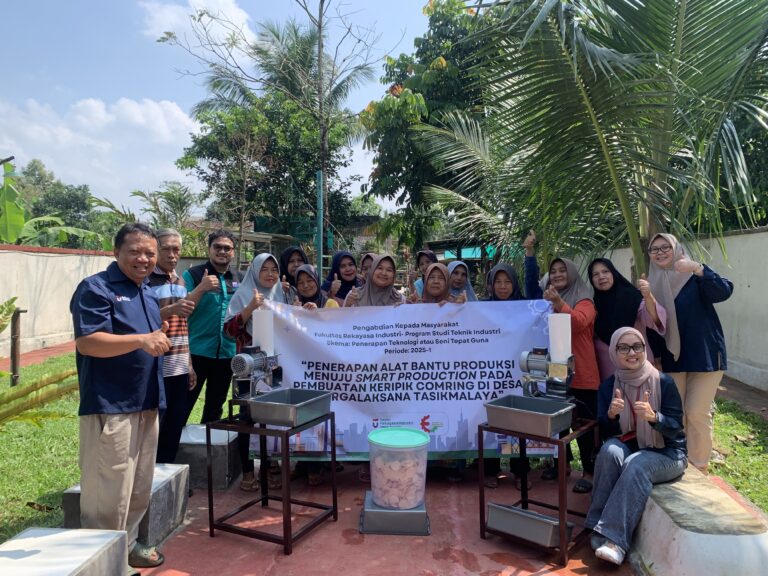 Penerapan Alat Bantu Produksi menuju Smart Production pada Pembuatan Keripik Comring di Desa Margalaksana Tasikmalaya