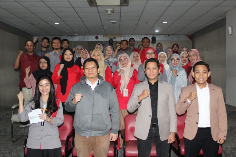 Peningkatan Kualitas Komunikasi, FRI Gelar Pelatihan Speaking Techniques untuk Dosen dan TPA