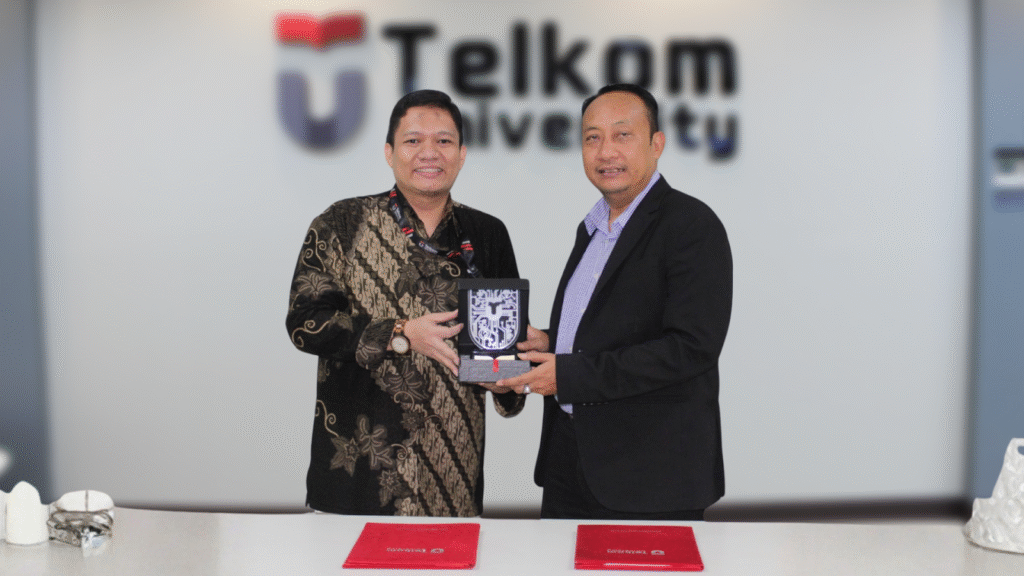 Perkuat Kompetensi Digital Mahasiswa, Prodi S1 Sistem Informasi Telkom University Jalin Kerja Sama dengan LSP Informatika