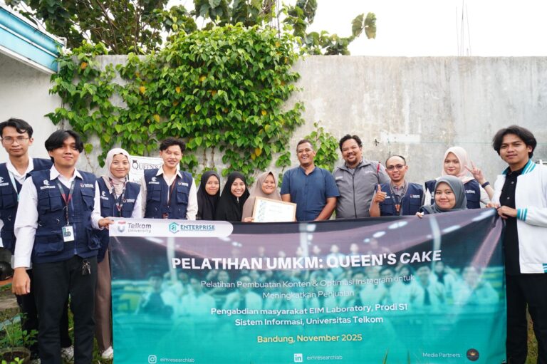 Optimalisasi Digital Marketing untuk Meningkatkan Omset UMKM Queen’s Cake