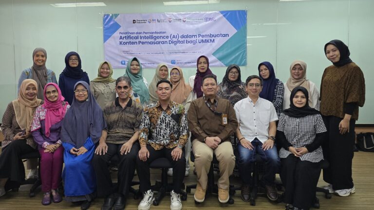 Gandeng Rumah BUMN Bandung, Fakultas Rekayasa Industri Telkom University Gelar Pelatihan AI untuk Dongkrak Pemasaran Digital UMKM