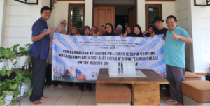 Pemberdayaan Kelompok Pengrajin Keripik Comring melalui Implementasi Alat Cetak Keripik Termodifikasi untuk Menuju Smart Production 