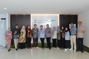 Fakultas Rekayasa Industri Terima Kunjungan Polman Bandung untuk Studi Tata Kelola Riset